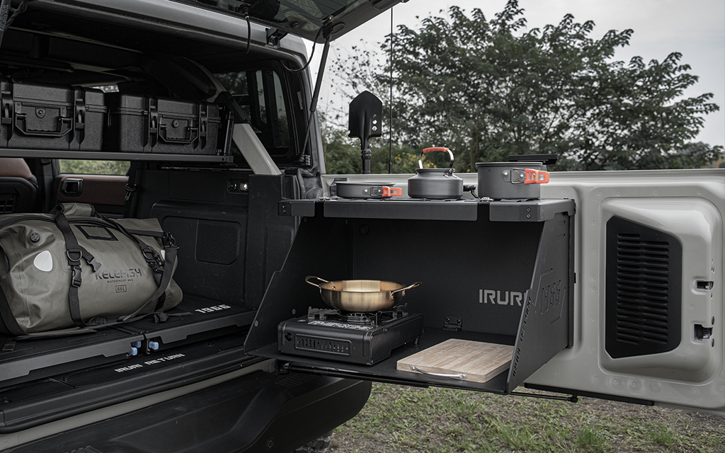 IRURI-RETURN Bronco Tailgate Multi-Function Table