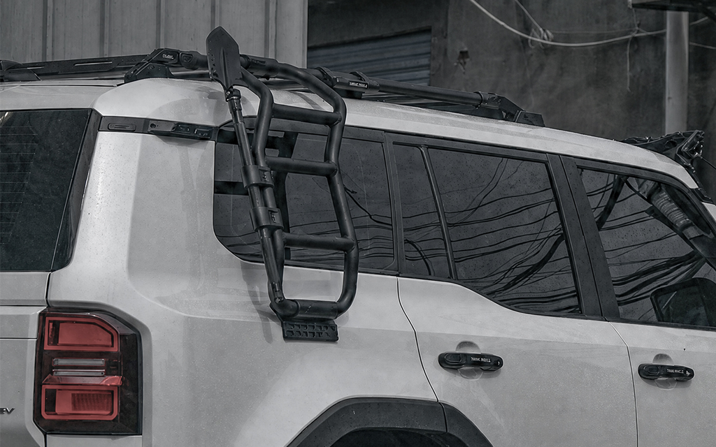 IRURI Side Ladder for Toyota Land Cruiser LC250