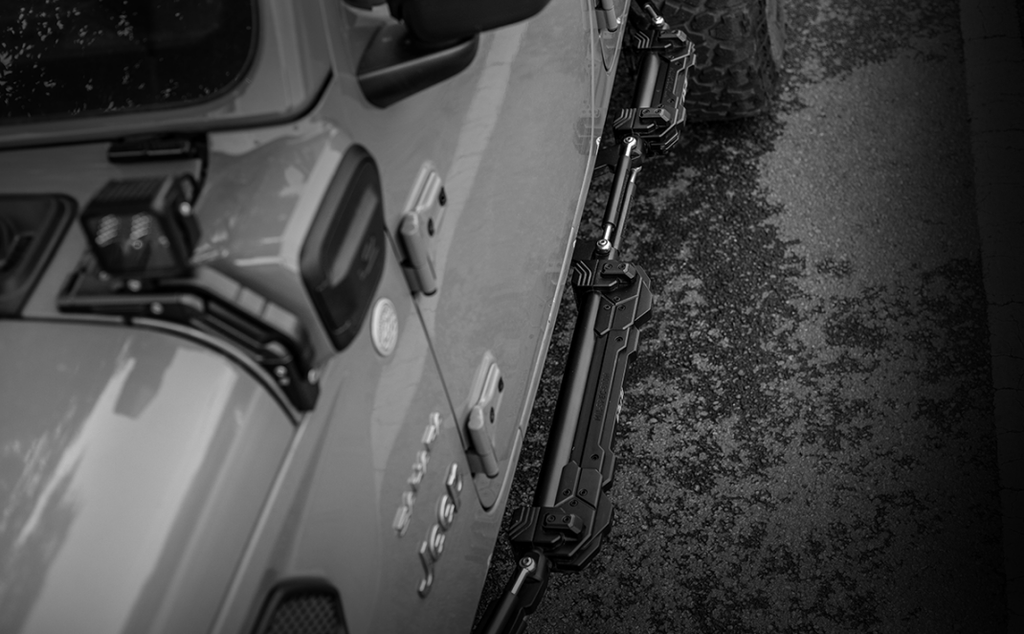 IRURI Verstellbare Seitenleiter für Jeep Wrangler