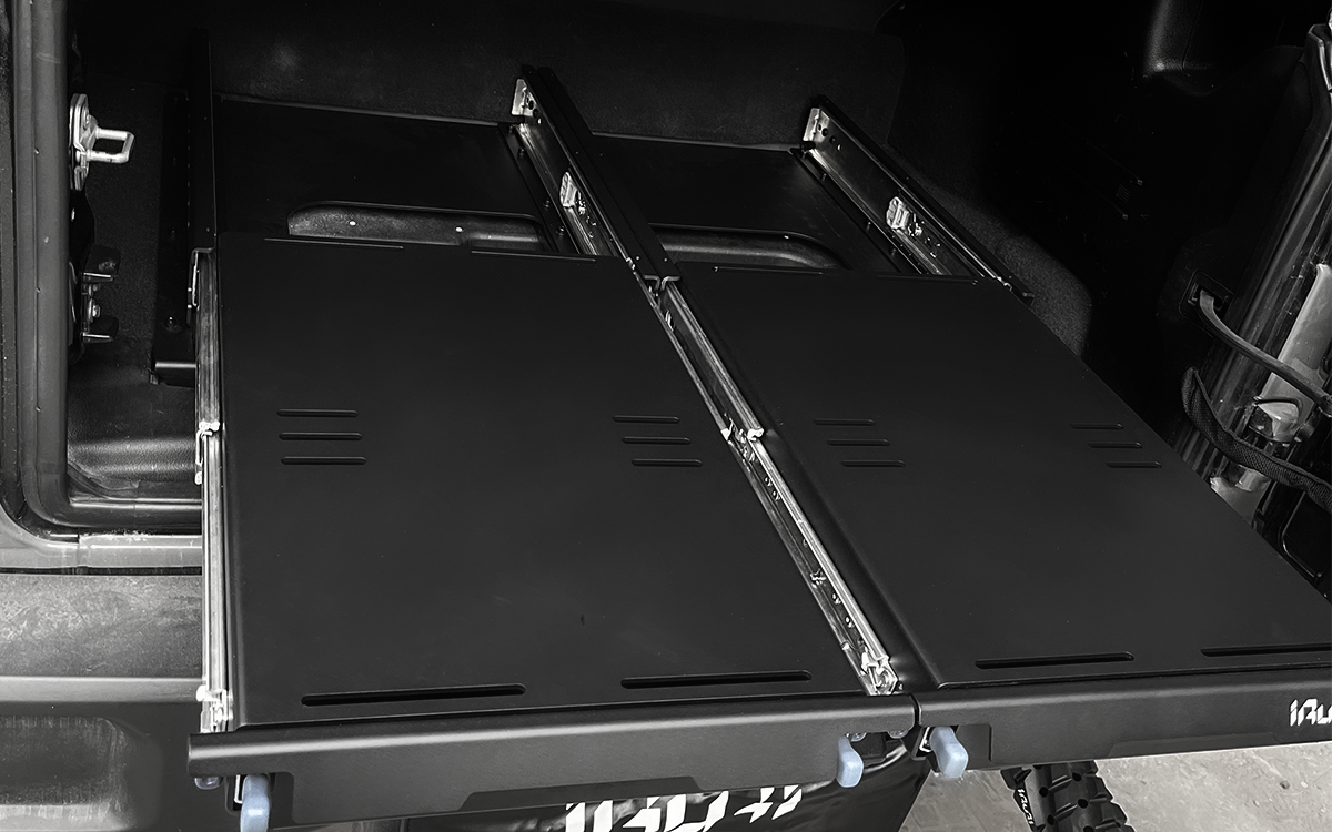 Upgrade your Jeep with the IRURI Dual-Drawer Cargo Management System. Heavy-duty steel, smooth-glide drawers, and padlock-ready for JL & JL4XE&JL RUBICON.