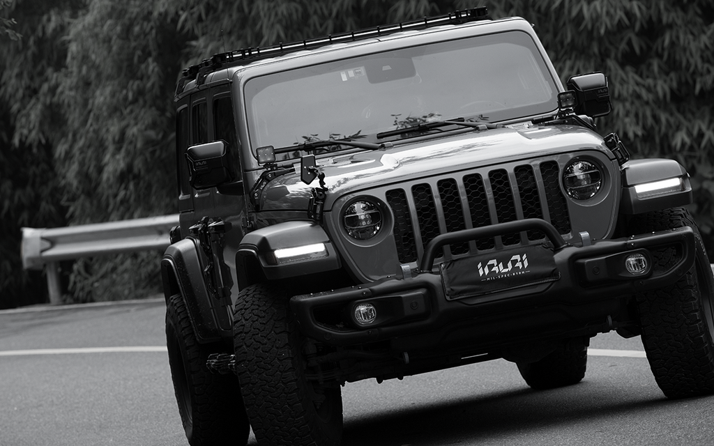 Upgrade your Jeep with the IRURI Grenade Hood Latch & Sand Mirror Kit. CNC aluminum durability, easy bolt-on install, and better trail visibility.