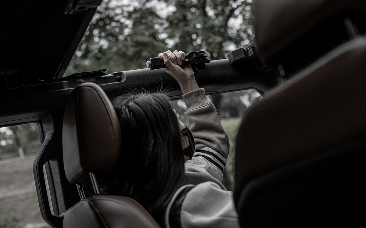 Upgrade your interior. 2021-2026 Ford Bronco tactical A-pillar grab handles. Heavy-duty construction for easier entry and a rugged off-road look. Easy bolt-on.