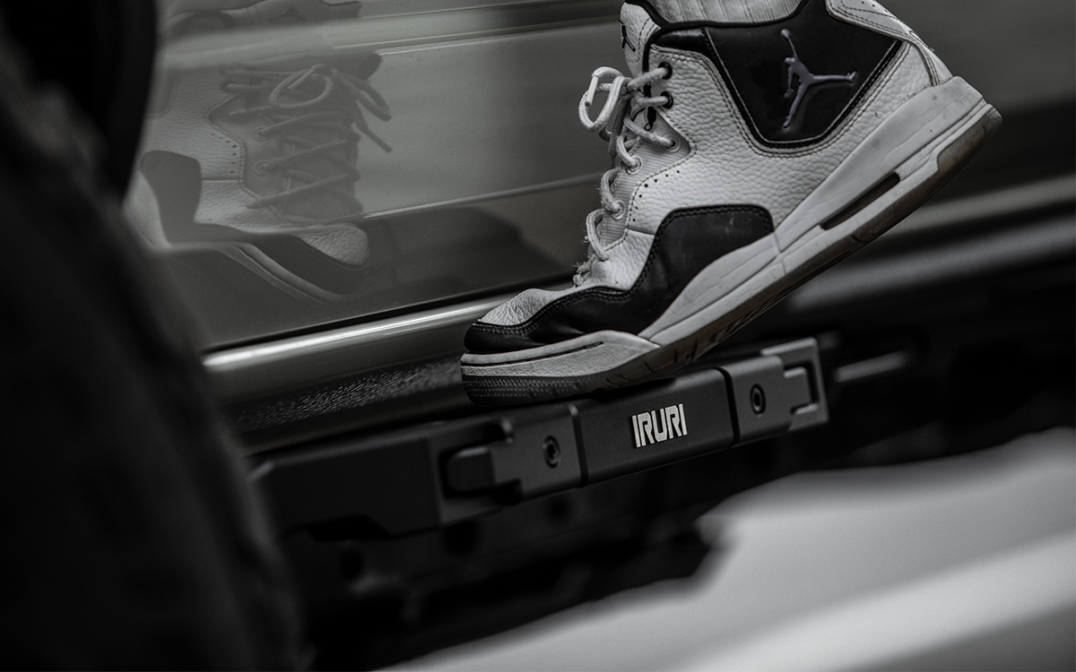 Easy entry for 2021-2026 Ford Bronco. Wide, non-slip full-length side steps for comfortable access. Durable, bolt-on running boards for daily driving.