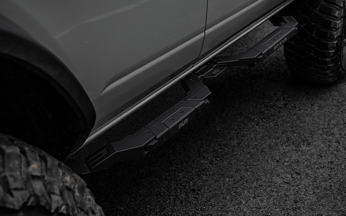Easy entry for 2021-2026 Ford Bronco. Wide, non-slip full-length side steps for comfortable access. Durable, bolt-on running boards for daily driving.